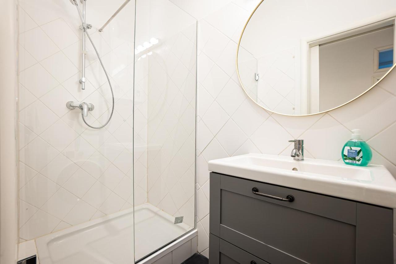 Brand-New Apartment In The 17Th District Of Vienna Viena Exterior foto